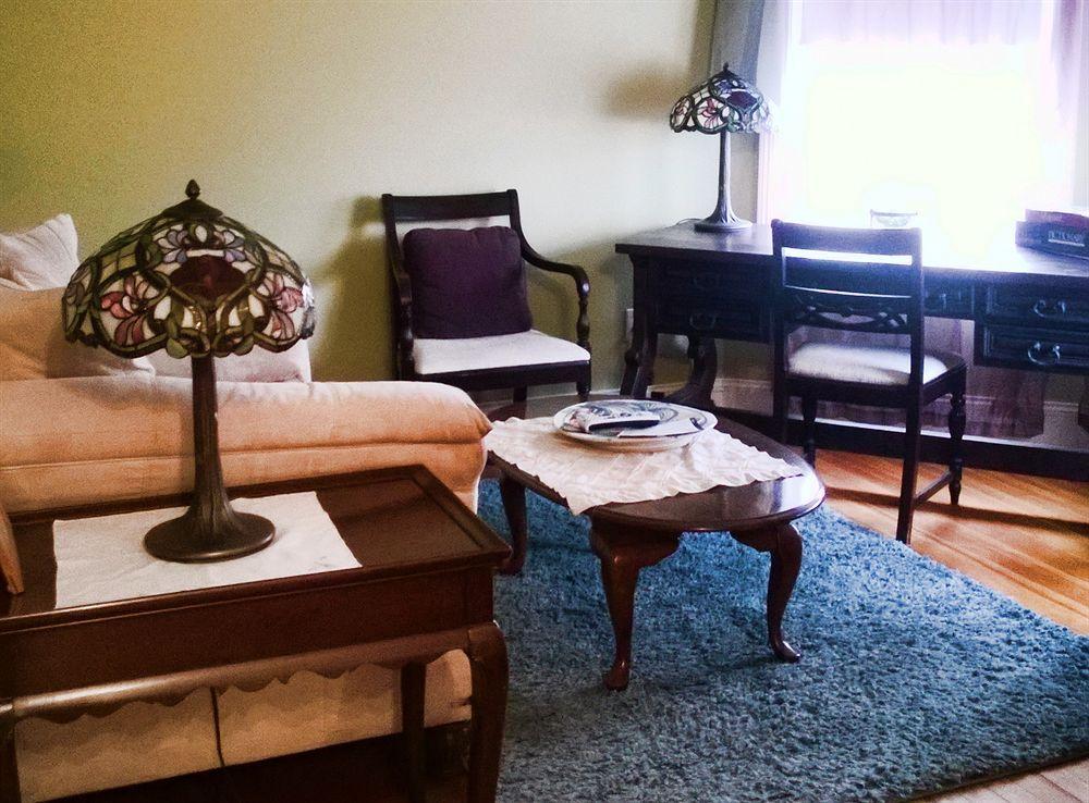 Naomi'S Inn Bed & Breakfast Springfield Εξωτερικό φωτογραφία