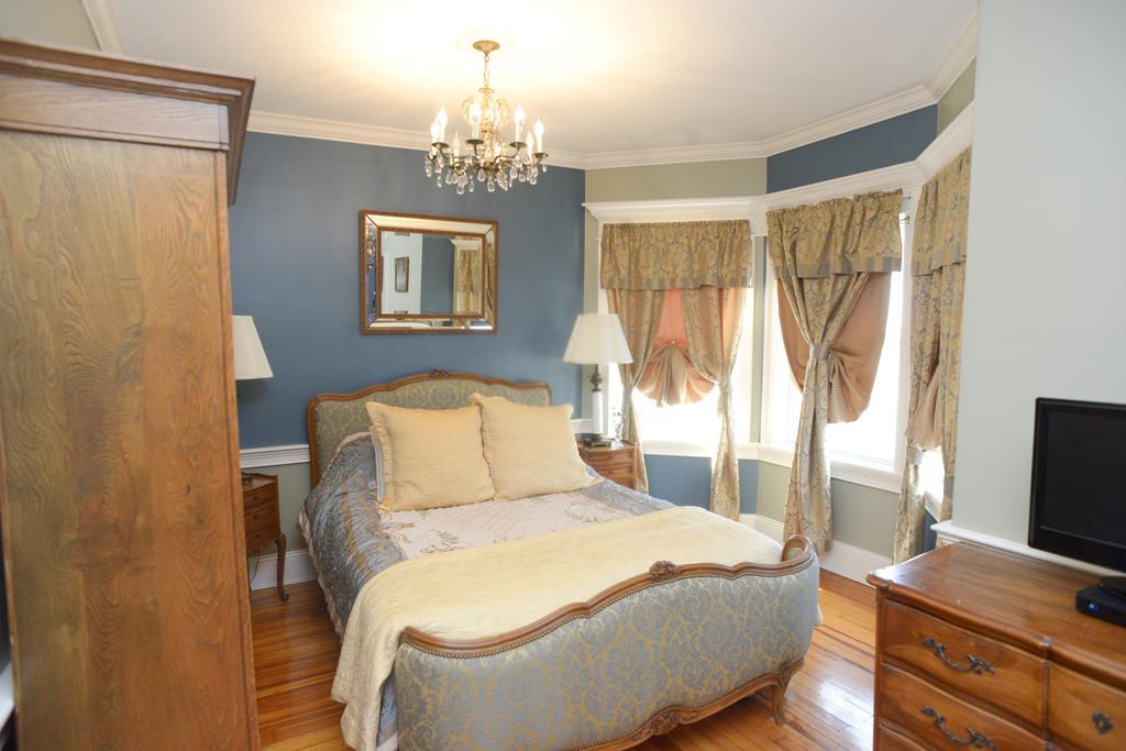 Naomi'S Inn Bed & Breakfast Springfield Εξωτερικό φωτογραφία