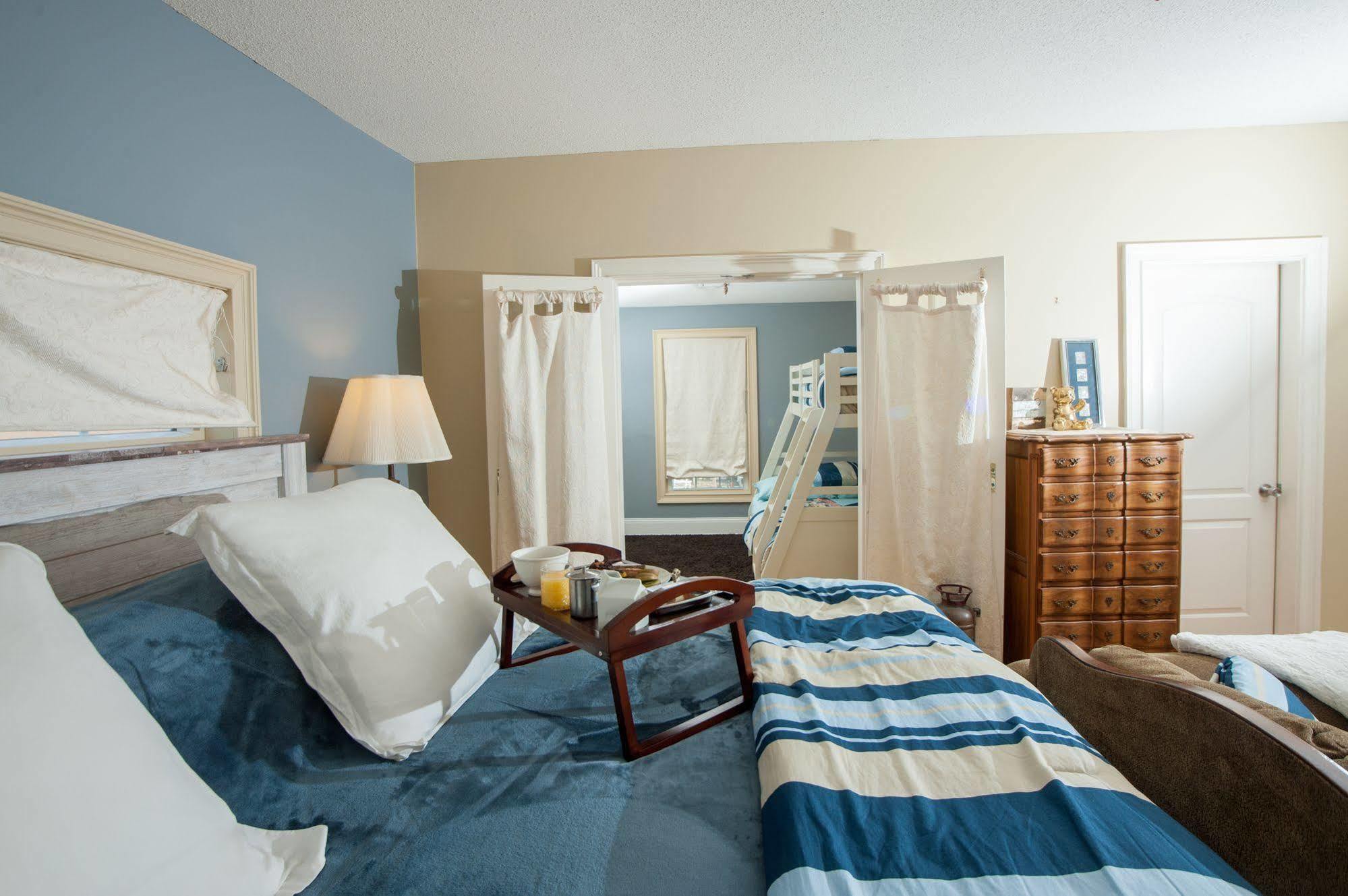 Naomi'S Inn Bed & Breakfast Springfield Εξωτερικό φωτογραφία